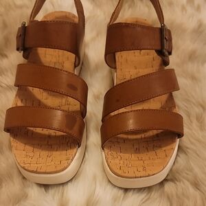NWT B.O.C. Brown Leather Women's Sandals Size 9
